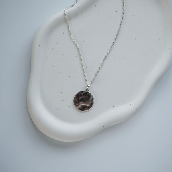 Minimalistischer Herrenschmuck