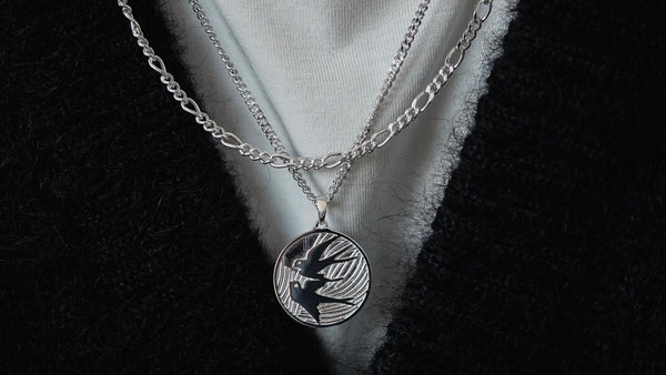 Silber Halsketten Layering Look 