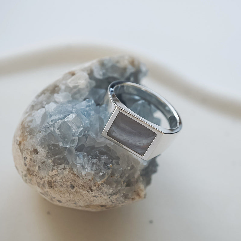 Moderner quadratischer Ring mit blauem Achat Stein gefertigt aus massivem 925 Sterling Silber Sprezzi Fashion