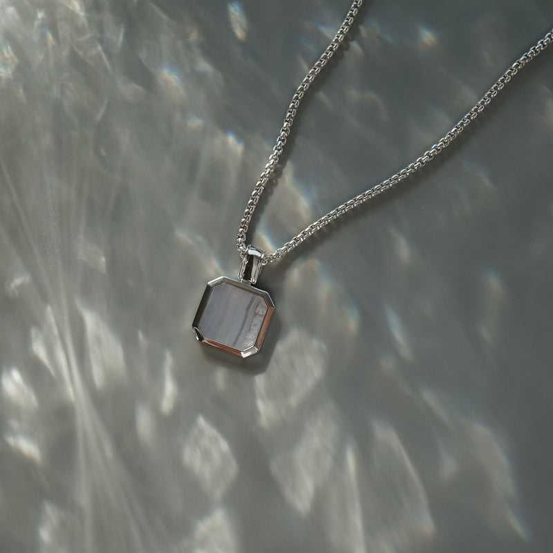 Schicke Halskette mit blauem Aquamarin Stein aus 925 Silber für Herren und Damen Sprezzi Fashion