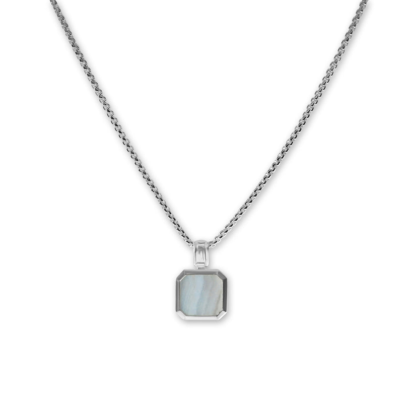 Feine Lichtreflexe im Aquamarin Stein verleihen dieser 925 Sterling Silber Kette eine frische elegante Wirkung der ruhige Blauton erzeugt eine maskuline praesente Note und die rhodinierte Beschichtung bietet langlebige Premiumqualitaet und modernen Charakter Sprezzi Fashion