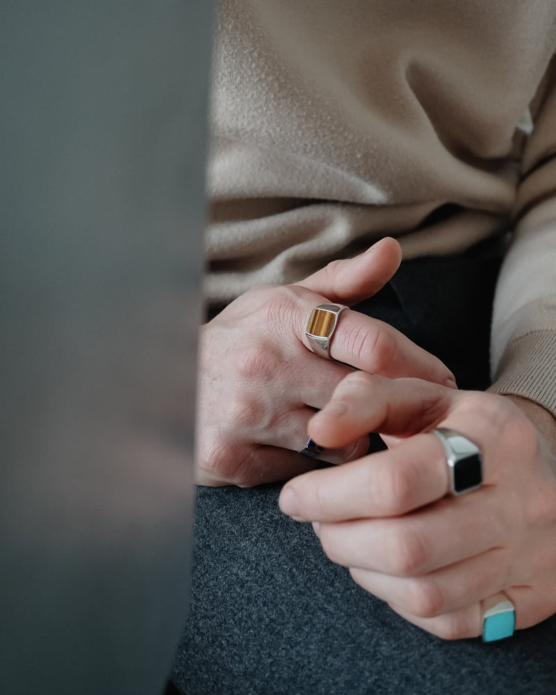 Klassischer Silber Siegelring für Männer mit braunem Tiger Auge Stein Sprezzi Fashion