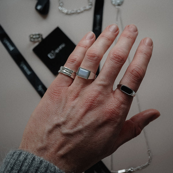 Set aus Silbernen Ringen für Männer