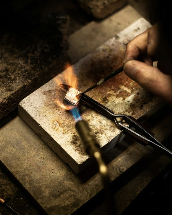 Fertigung Schmuck Herstellung Goldschmuck handgemacht Werkstatt Sprezzi Fashion