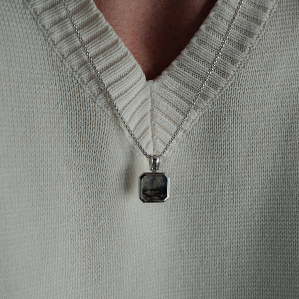 Stilvolle Herren Halskette aus 925 Sterling Silver mit Larvikit Stein Anhänger robust und elegant verstellbare Länge Sprezzi Fashion