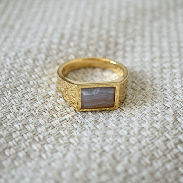 Eleganter Herren Siegelring mit 18k Gold Vermeil und blauem Achat Edelstein Sprezzi Fashion