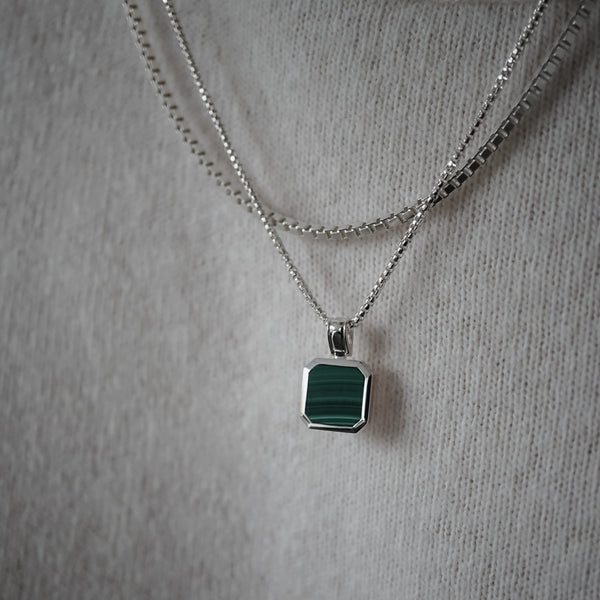 Elegantes Herren Silber Halsketten Set mit Malachit Anhänger und Box Chain Design gefertigt aus 925 Sterling Silber Sprezzi Fashion