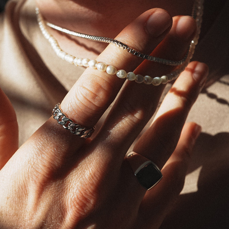 Elegante Halskette mit natürlichen Süßwasserperlen und stilvollem Box-Design aus 925 Sterling Silber Sprezzi Fashion