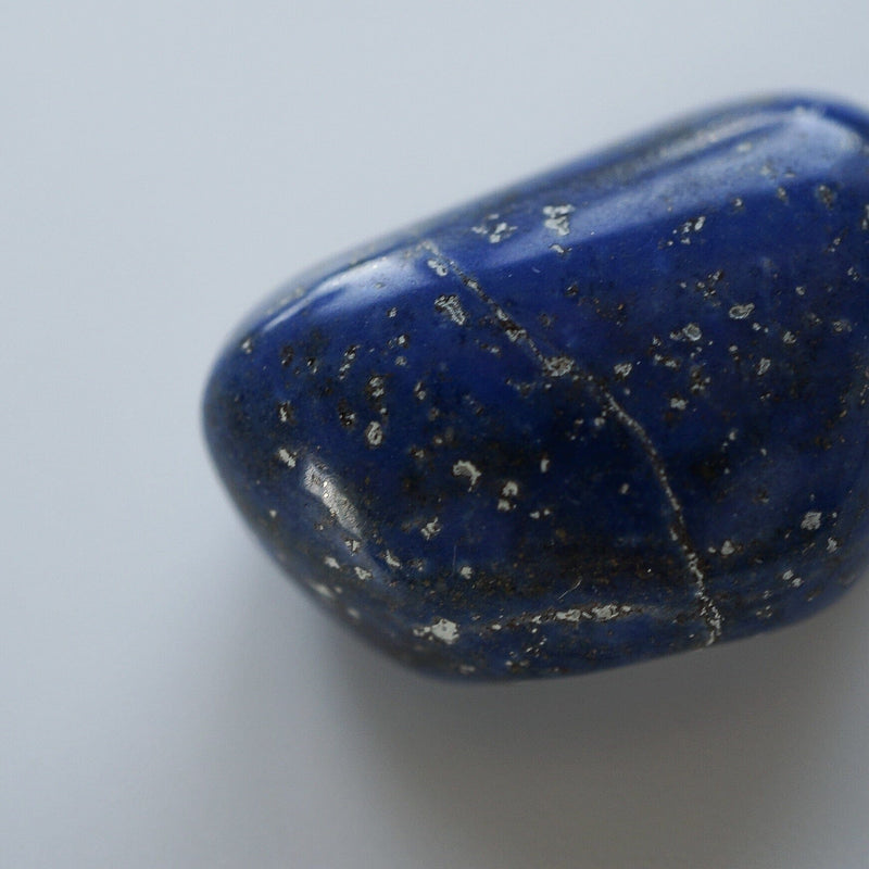 Natürlicher Lapislazuli Stein in tiefblauer Farbe, hochwertiger Naturstein für Herren Siegelringe Sprezzi Fashion