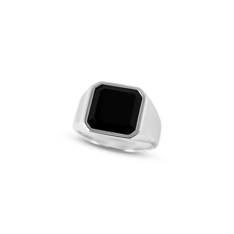 Eleganter octagonaler Siegelring aus massivem 925 Sterling Silber mit tiefschwarzem Onyx Stein dessen glatte polierte Oberflaeche klare visuelle Tiefe erzeugt und ein hochwertiges kraftvolles Accessoire entsteht das Maennern maskuline zeitlose Praesenz vermittelt Sprezzi Fashion