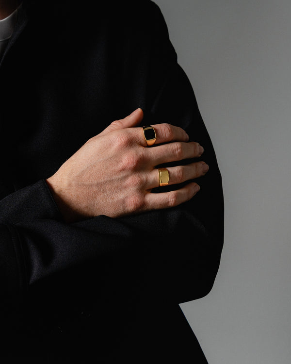 Bague de chevalière pour homme style Old Money avec pierre d'onyx Bijoux en or Look luxe discret