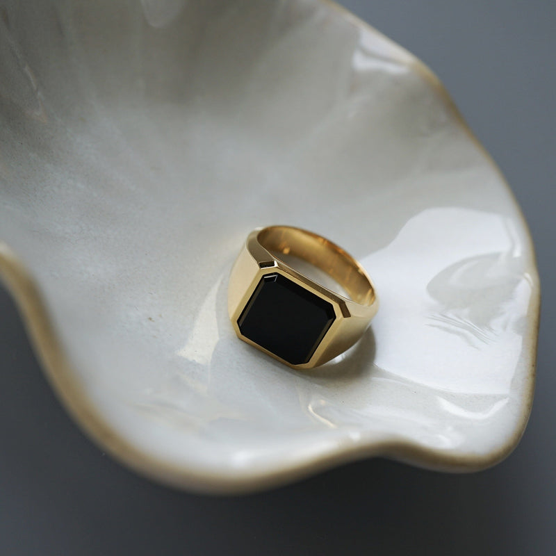Premium Siegelring Onyx Gold Octagonal aus 925 Sterling Silber handgefertigt modern und elegant Sprezzi Fashion