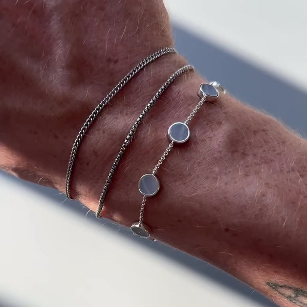 Herrenarmband mit echtem Aquamarin Naturstein, gefertigt aus massivem 925 Sterling Silber, kombiniert Eleganz und Qualität Sprezzi Fashion