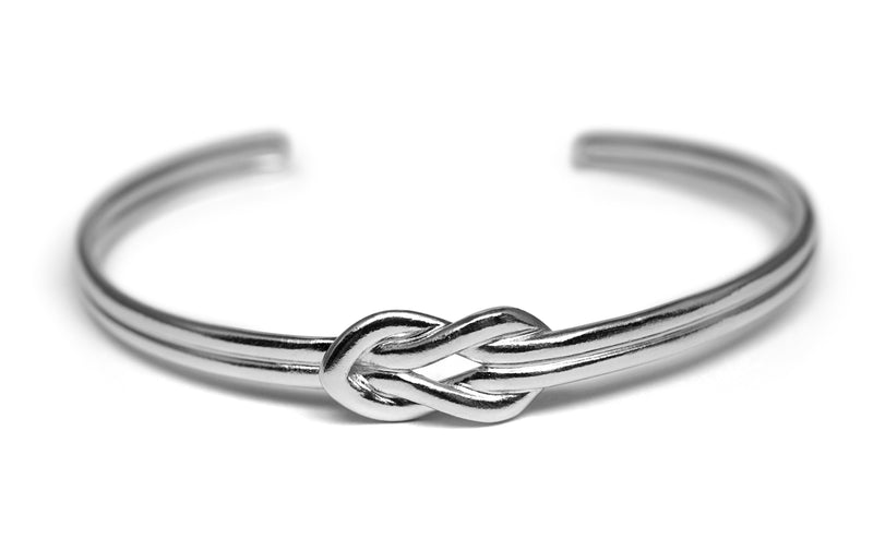 925 Silber Armreif im Knoten Design, handgefertigt für einen maskulinen und eleganten Look Sprezzi Fashion