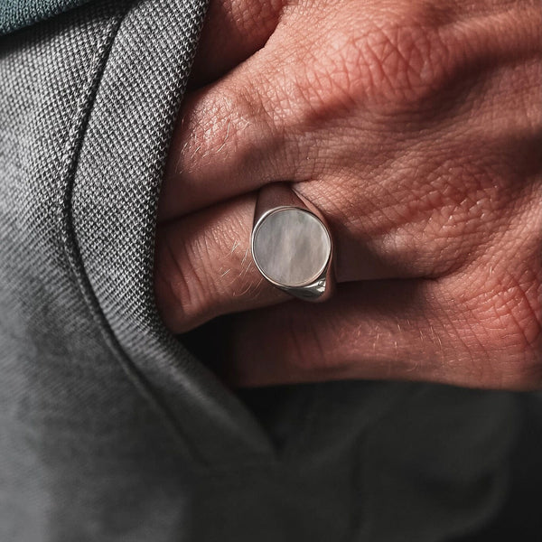 925 Sterling Silber Ring mit Ovalem Mother-of-Pearl Edelstein Handgemacht Elegantes Design Perfekt Fuer Jeden Anlass Sprezzi Fashion