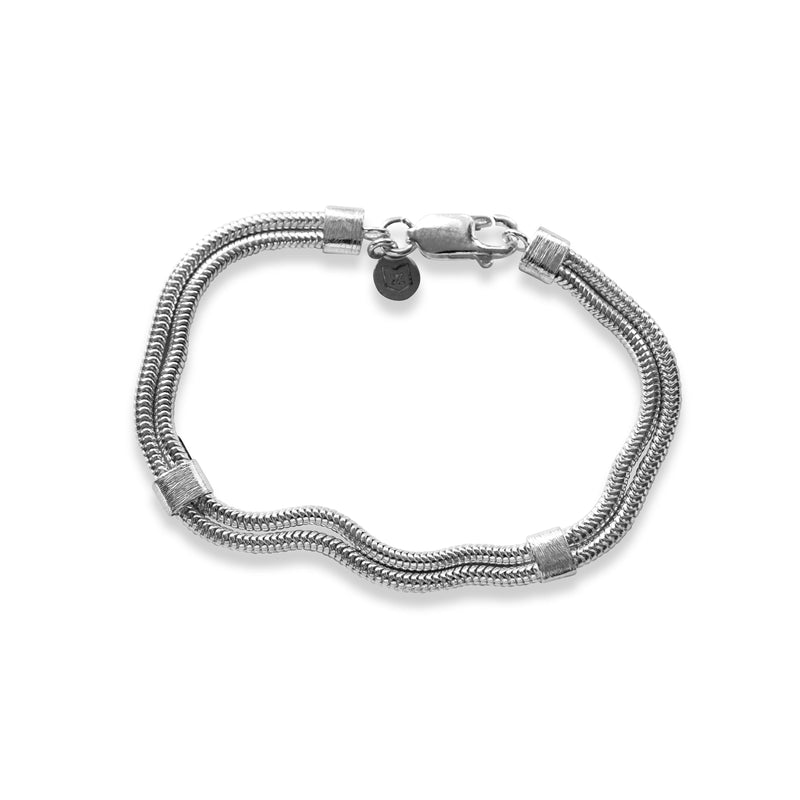 Herren Silberarmband aus 925 Sterling Silver mit eleganter Snake Chain handgefertigt und hochwertig verarbeitet perfekt als Geschenk Sprezzi Fashion