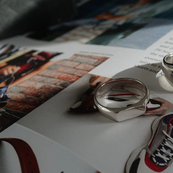 Hochwertiger Herrenring aus 925 Silber perfekt fuer Gravur und Alltag Sprezzi Fashion