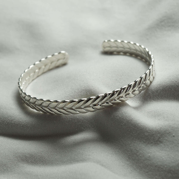 Minimalistischer Silber Armreif Roman aus 925 Sterling Silber elegant für Herren handgefertigt Sprezzi Fashion