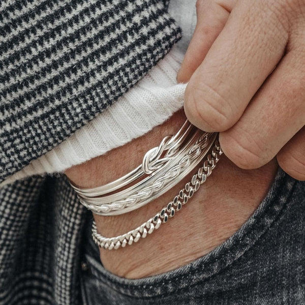 Exklusives Silber Armband und Armreifen Set fuer Herren aus 925 Sterling Silber perfekt kombinierbar fuer eleganten Alltagslook Sprezzi Fashion