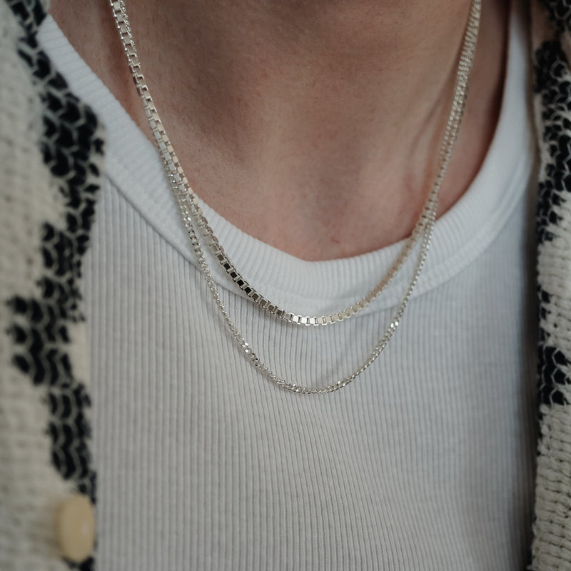 Silber Halsketten Set mit Box und Curb Design gefertigt aus 925 Sterling Silver elegantes Schmuckset für Herren Sprezzi Fashion