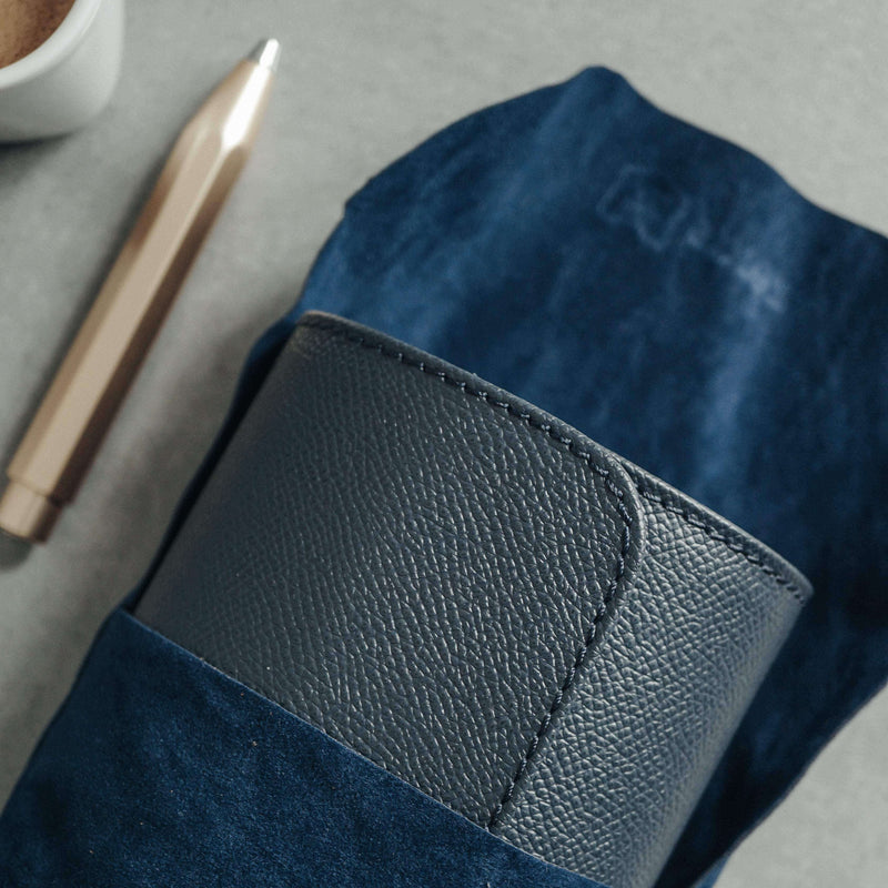 Uhrenetui aus blauem Leder Saffiano Optik fuer eine Uhr perfektes Geschenk Sprezzi Fashion