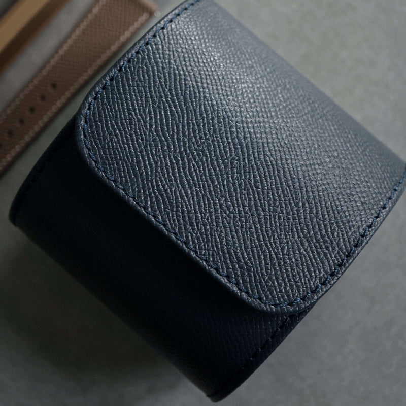 Uhrenrolle aus blauem Leder mit herausnehmbarem Kissen fuer eine Uhr ideal zum Aufbewahren Sprezzi Fashion