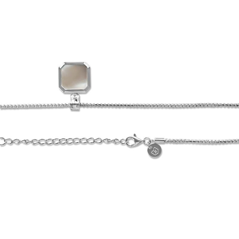 Zarte handgefertigte Halskette aus 925 Silber mit rundem Perlmutt Anhänger – klassischer Stil Sprezzi Fashion