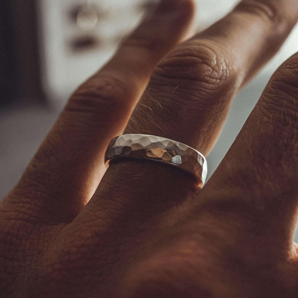 Handgemachter 925 Silber Ring gehämmert für Männer Vintage-Look