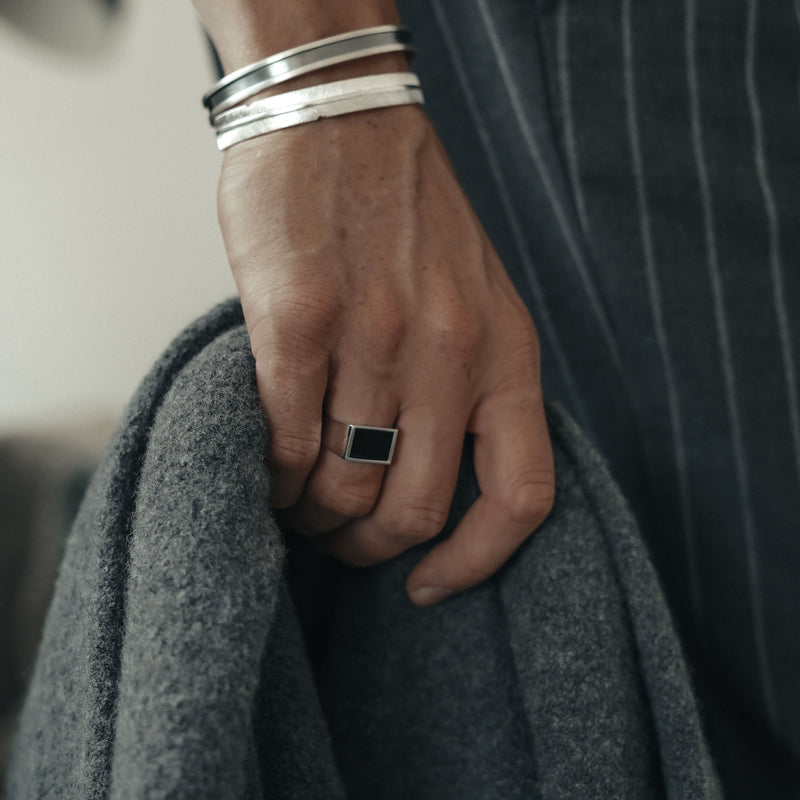 Klassischer Ring für Männer 925 Silber mit schwarzem Onyx Stein Sprezzi Fashion