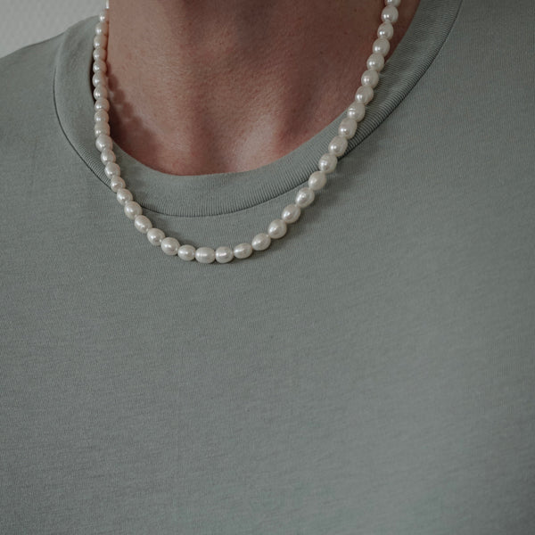 Halsketten Sprezzi Beige Perlen 4mm Water Pearl Necklace Wasserperlen Halskette